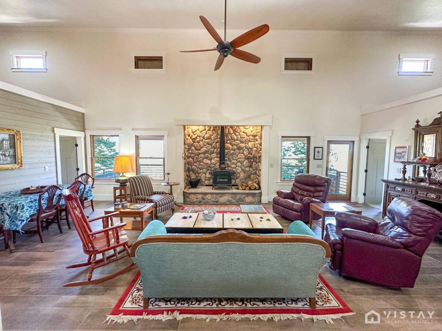 Duck Creek Village Summit Pines Hideaway - Amazing Mountain Views!ヴィラ エクステリア 写真