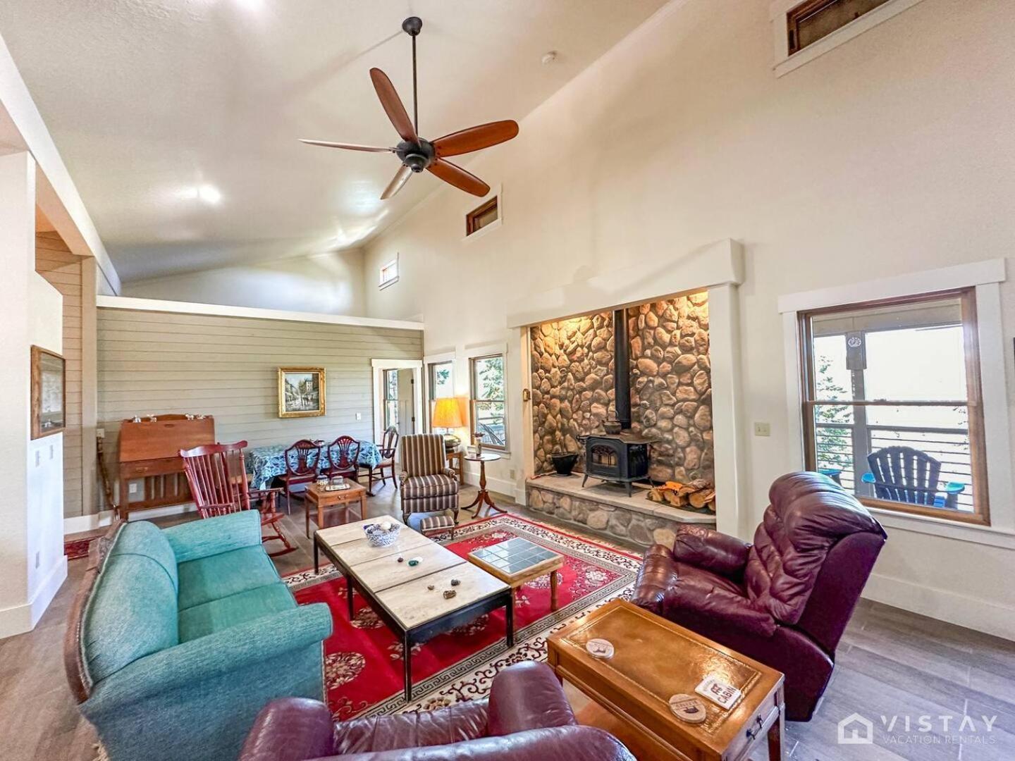 Duck Creek Village Summit Pines Hideaway - Amazing Mountain Views!ヴィラ エクステリア 写真